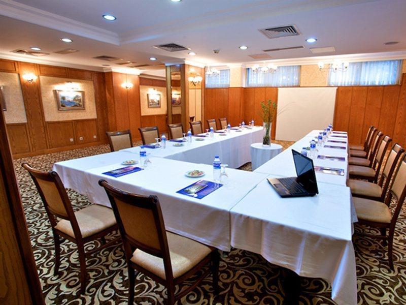 Grand Hilarium Hotel Istanbul Bagian luar foto