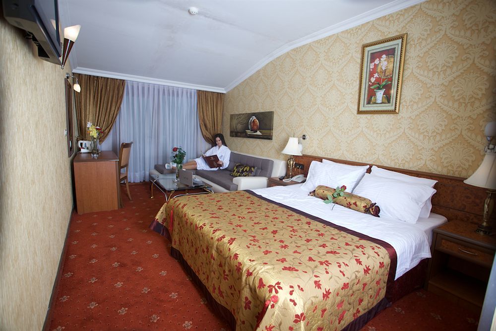 Grand Hilarium Hotel Istanbul Bagian luar foto